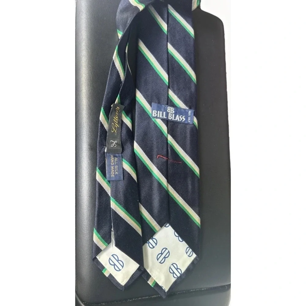 vintage Bill Blass Lyttons Chicago Silk Regimental Tie Navy Green FLAWED AS-IS